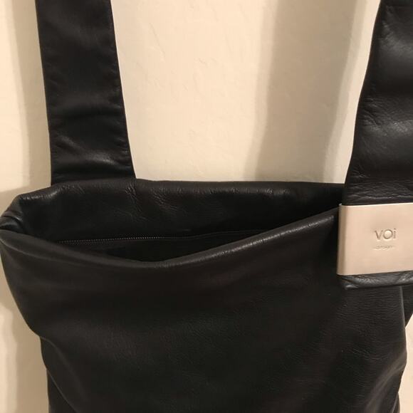 VOI Crossbody Bag Soft Leather - Picture 5 of 11